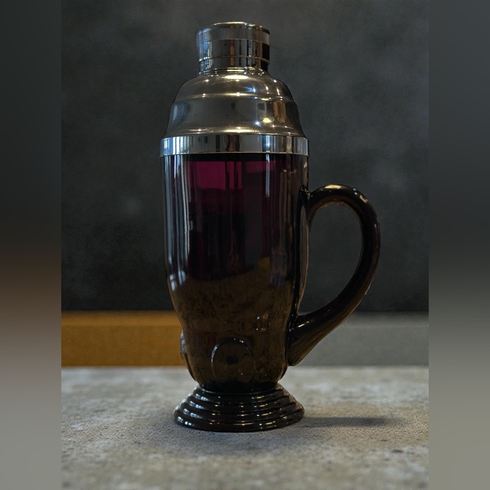 RARE VTG New Martinsville Moondrops Black Amethyst Art Deco Shaker Pitcher VHTF